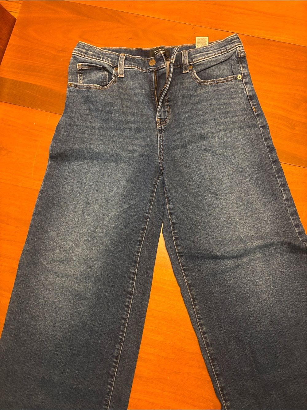Banana Republic Wide Leg Jeans in Medium Blue Wash